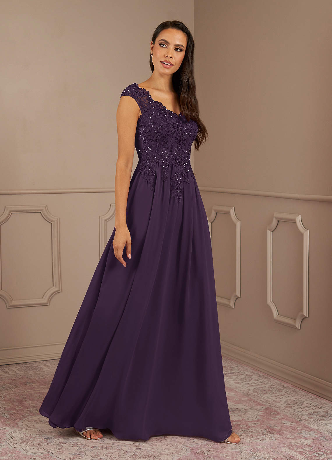 Amethyst A-Line V-Neck Chiffon Mother of the Bride Dress in Plum