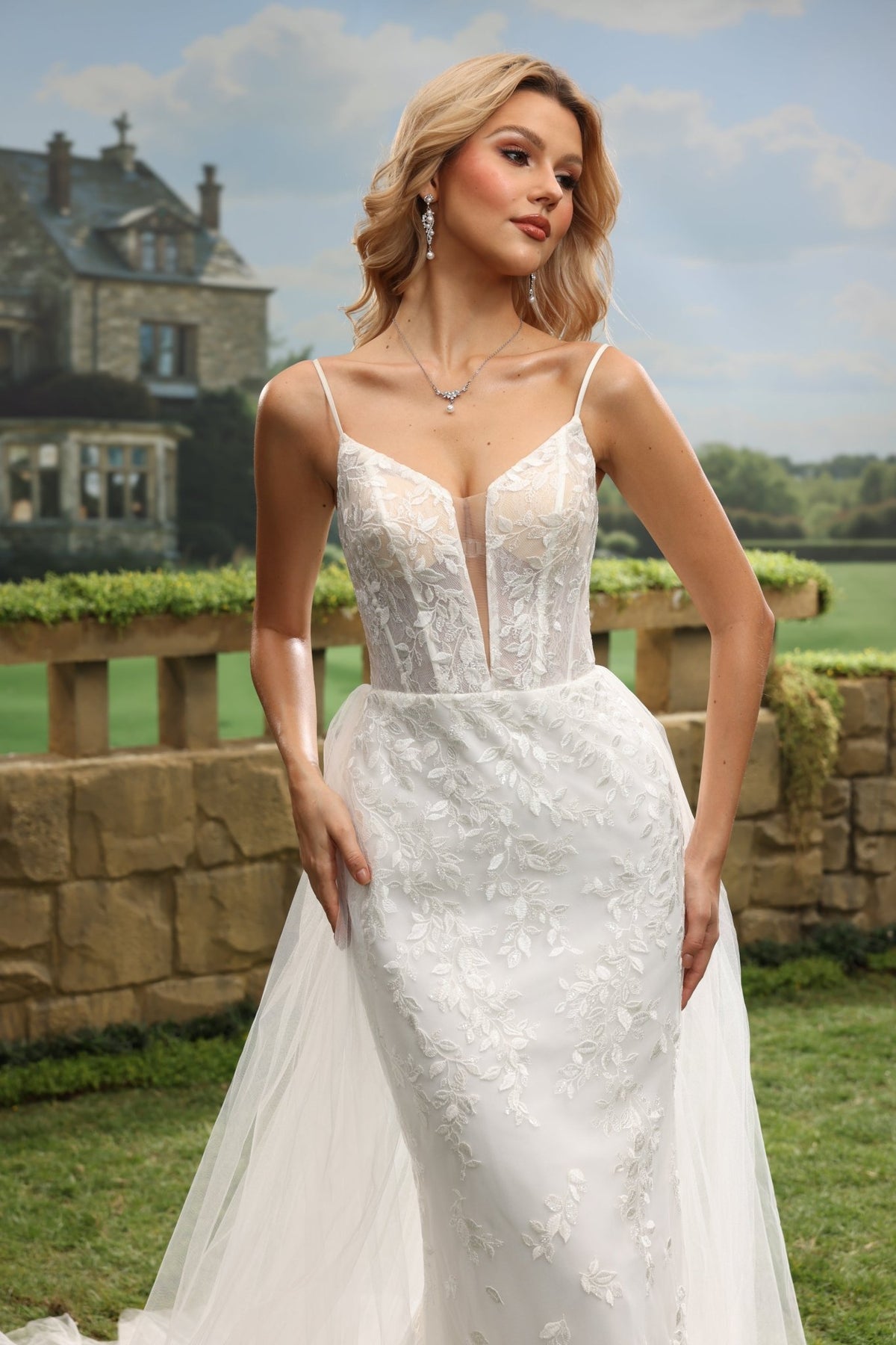 Auralisse white lace tulle wedding dress detail view 7