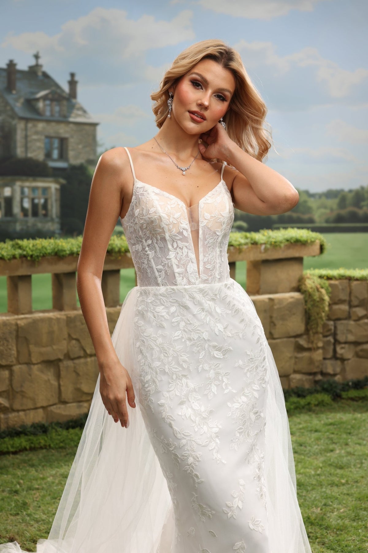 Auralisse white lace tulle wedding dress detail view 8