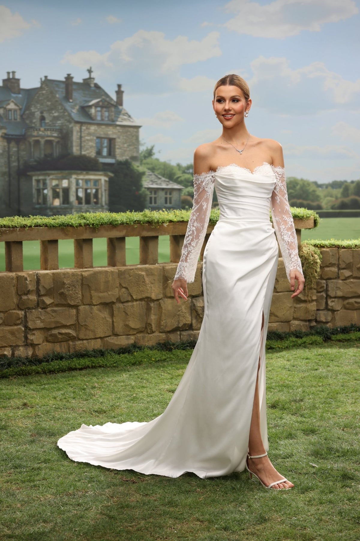 Aven white wedding dress detail view 9