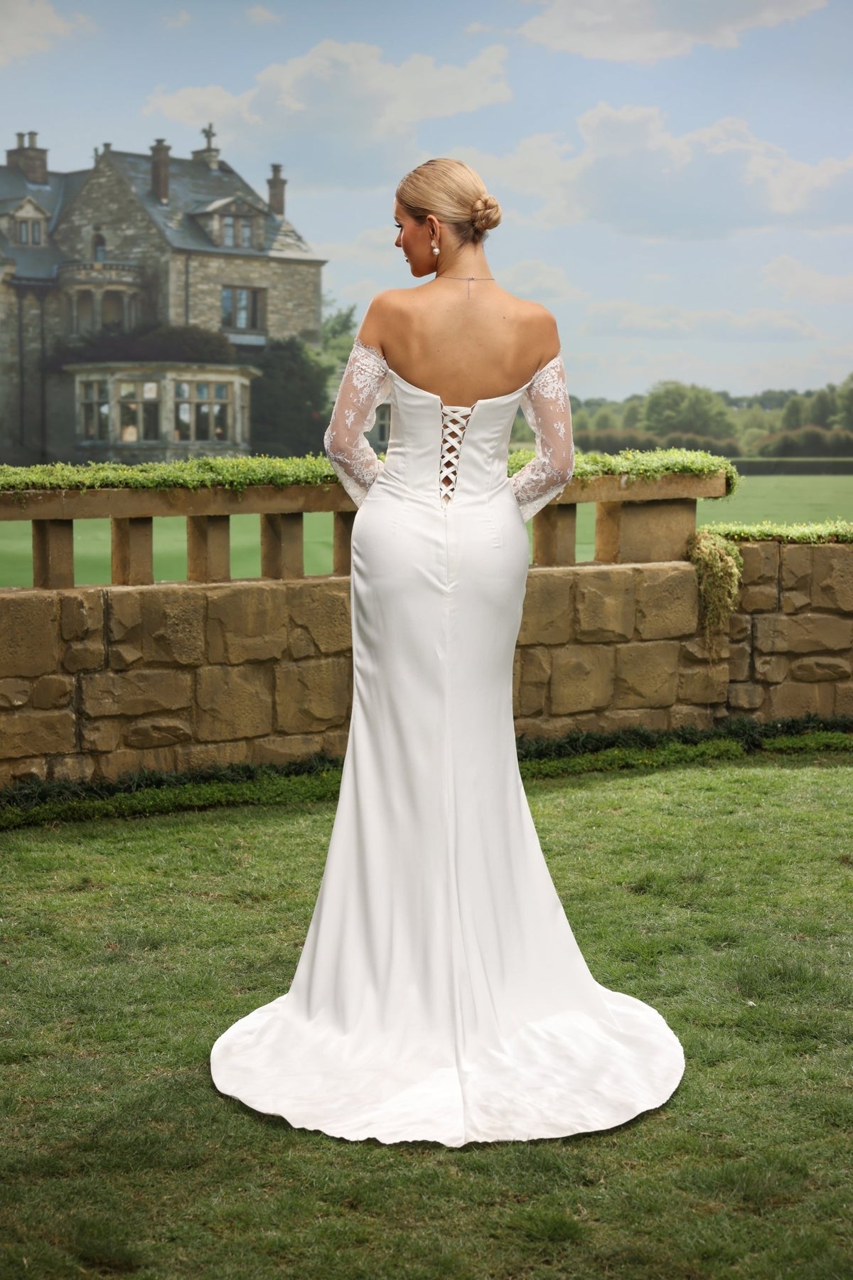 Aven white wedding dress back view 4