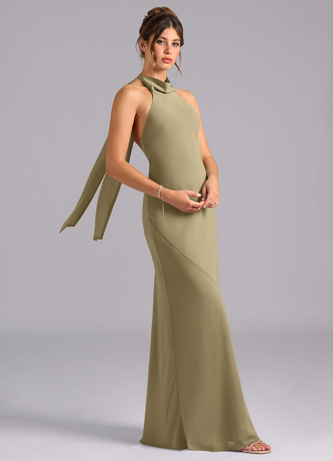 Velli Mermaid Halter Chiffon Bridesmaid Dress in Moss Green