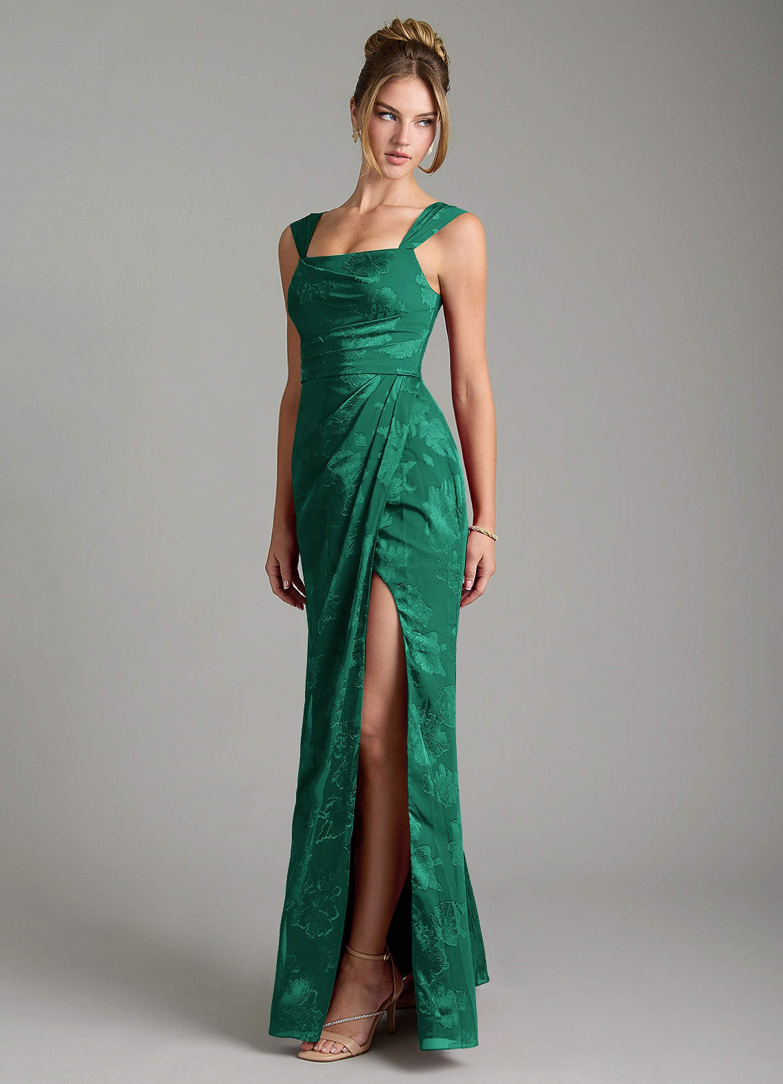 Kaelis Mermaid Scoop-Neck Jacquard Bridesmaid Dress in Emerald