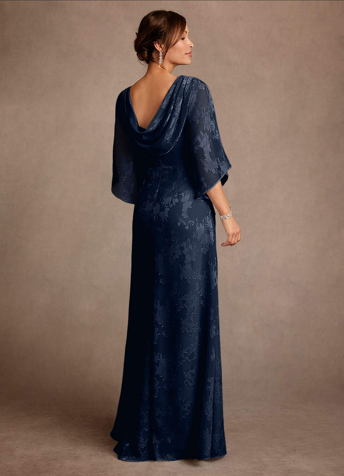 Anaheim Sheath Scoop-Neck Floral Burnout Mother of the Bride Dress in Dark Navy