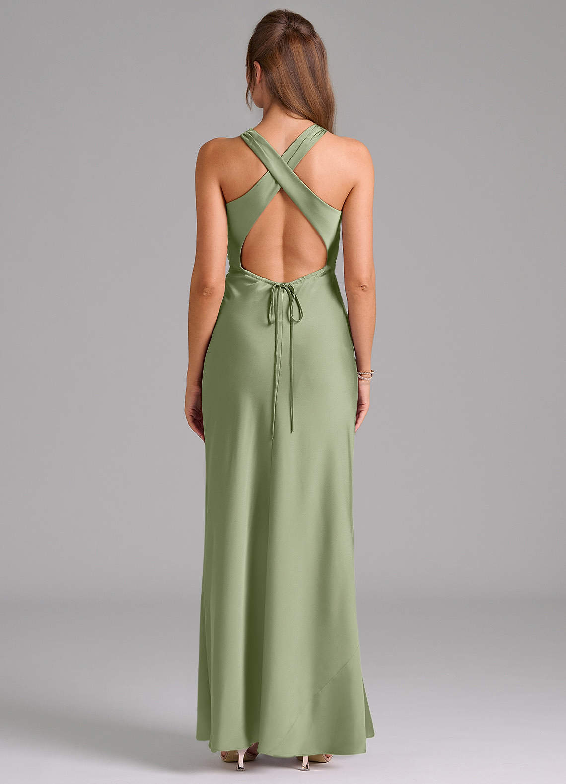 Evadne Sheath Scoop-Neck Stretch Satin Bridesmaid Dress in Pistachio