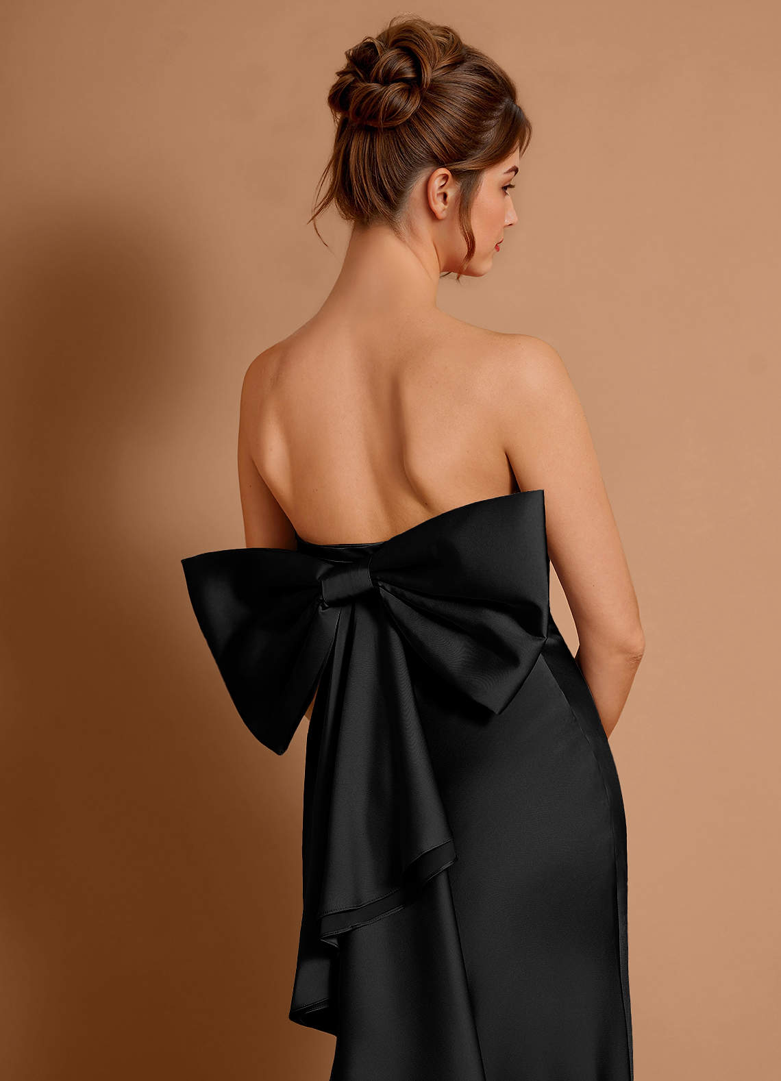Aveline Mermaid Strapless Stretch Satin Evening Dress in black