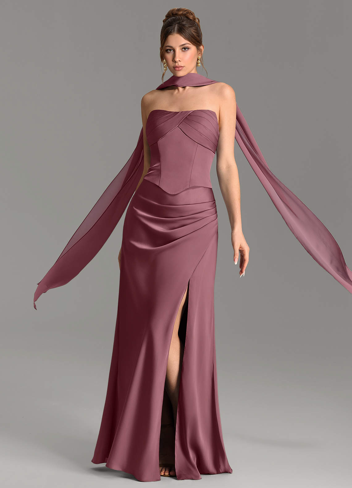 Nicki Sheath Scoop-Neck Stretch Satin Bridesmaid Dress in Desert Rose