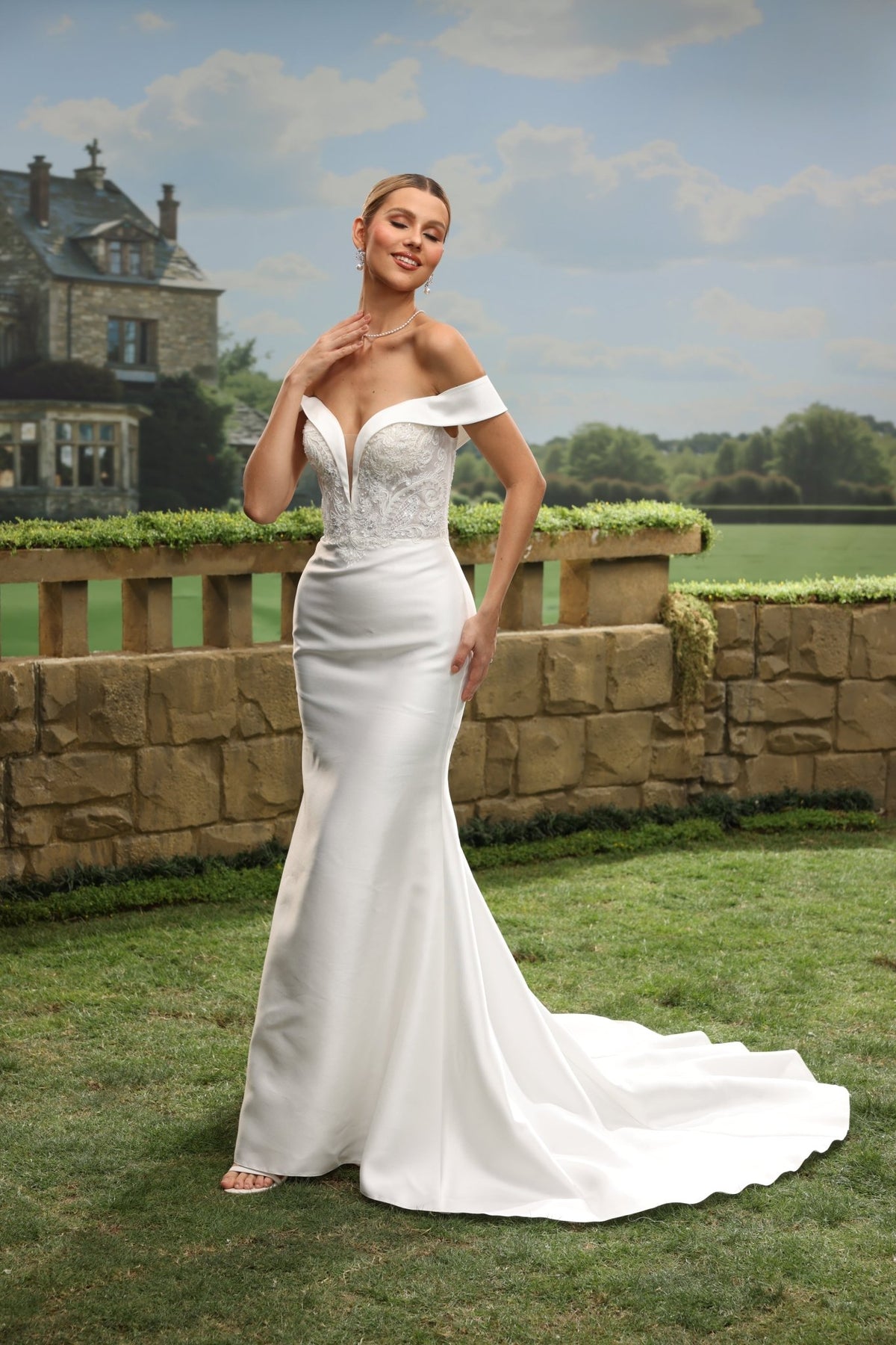 Bria Mermaid Off-the-Shoulder Plunging V-Neck wedding dress — design detail 9