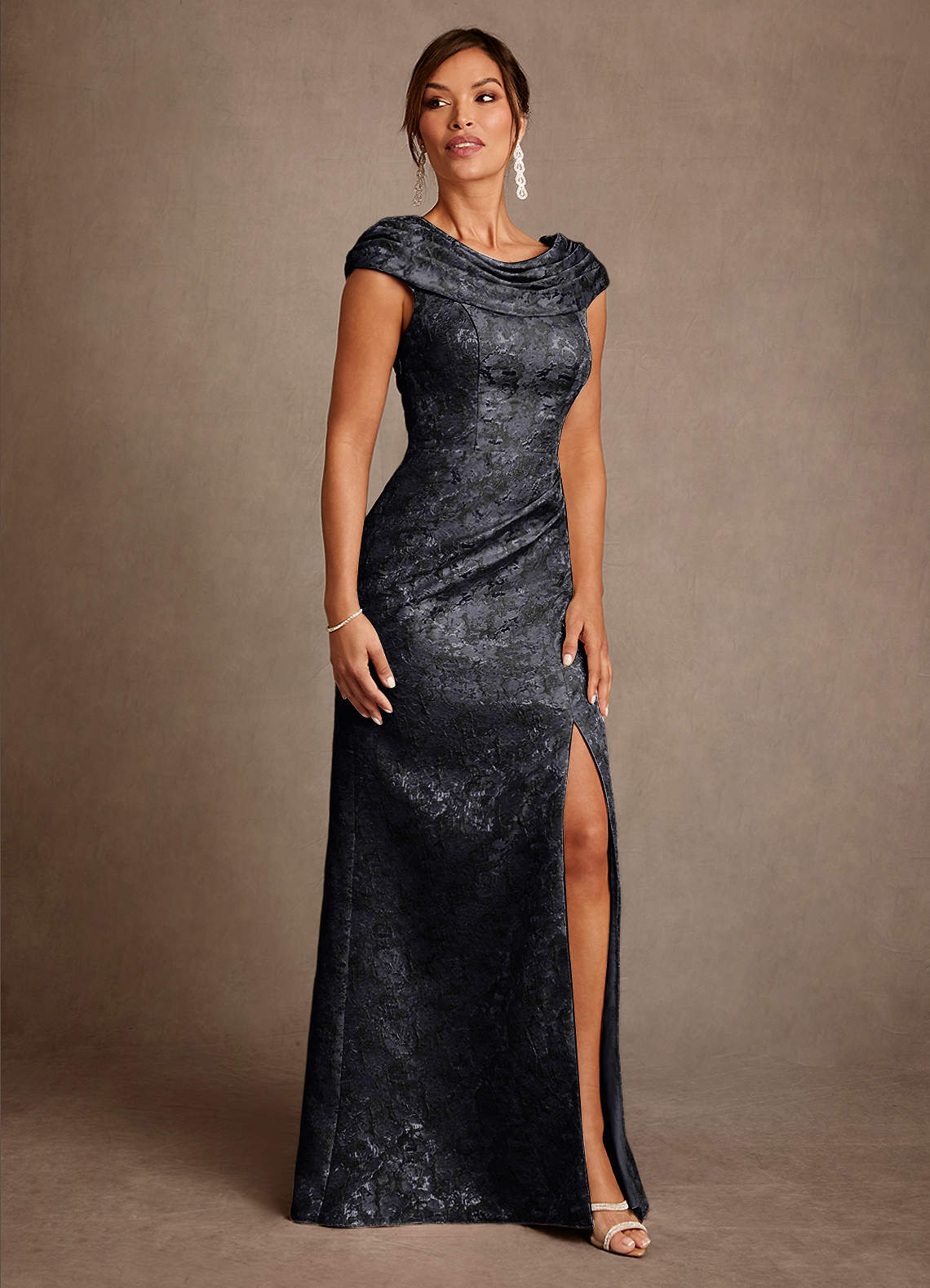 Irvine A-Line Scoop-Neck Jacquard Mother of the Bride Dress in black