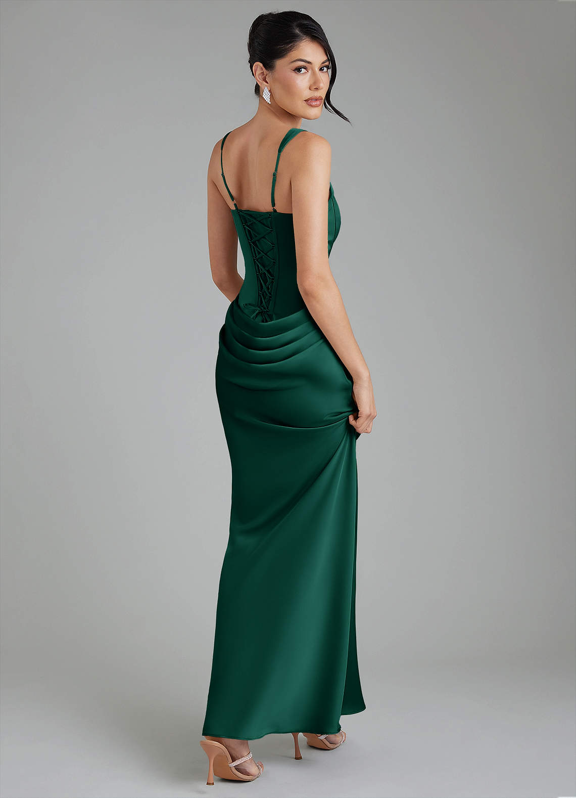 Etta Mermaid Square-Neck Stretch Satin Bridesmaid Dress in Emerald