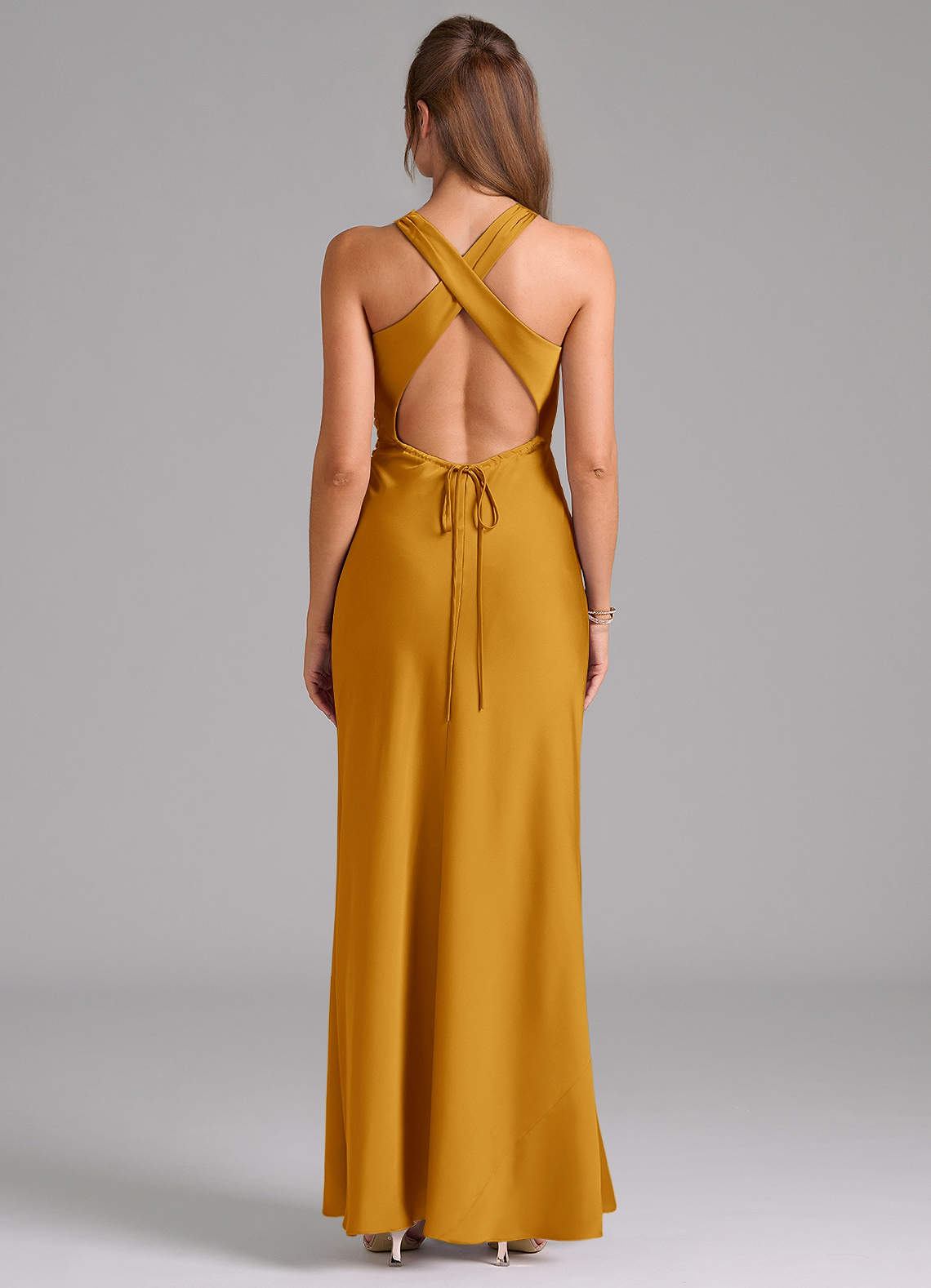 Evadne Sheath Scoop-Neck Stretch Satin Bridesmaid Dress in butterscotch