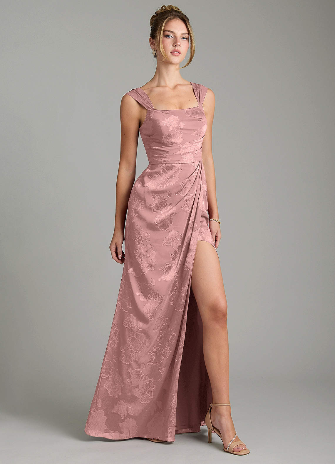 Kaelis Mermaid Scoop-Neck Jacquard Bridesmaid Dress in dusty rose