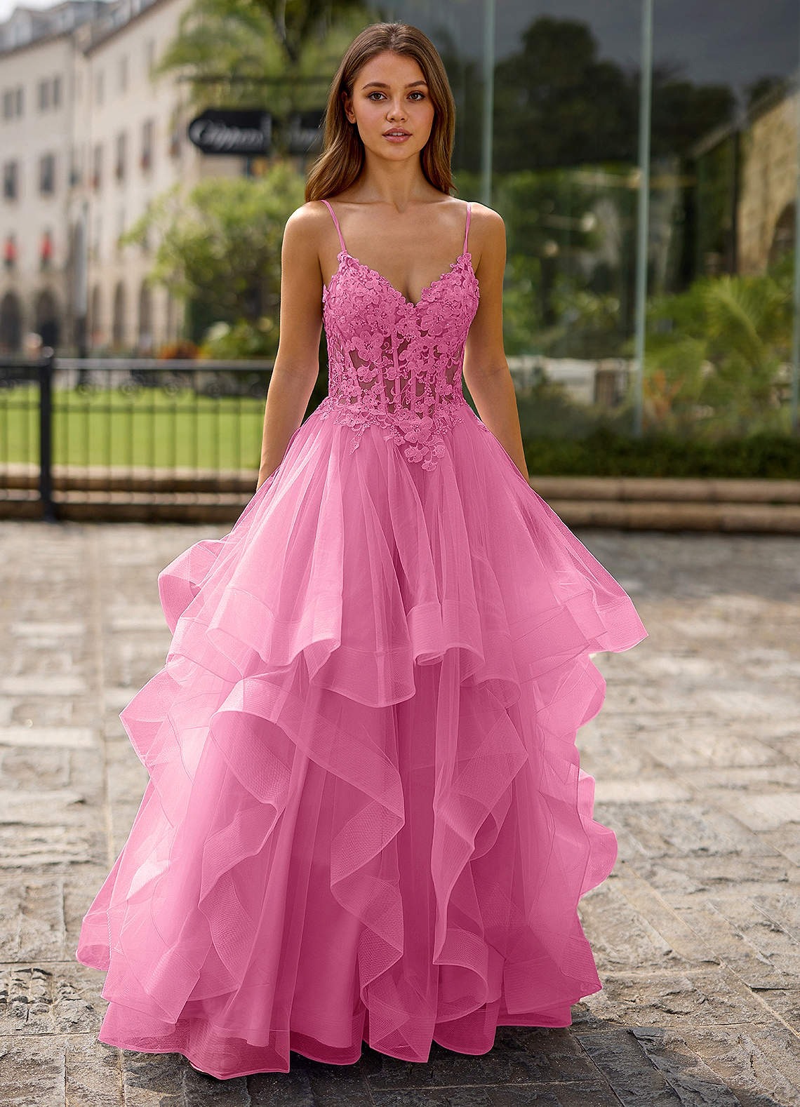 Spitze Ball Gown Sweetheart Lace Tulle Evening Dress in candy pink
