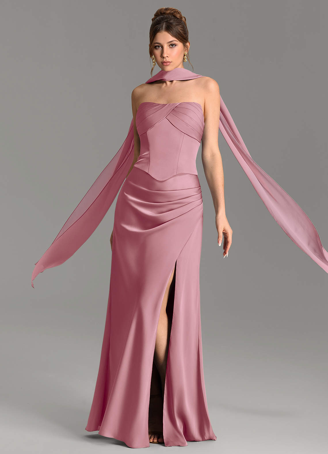 Nicki Sheath Scoop-Neck Stretch Satin Bridesmaid Dress in Vintage Mauve