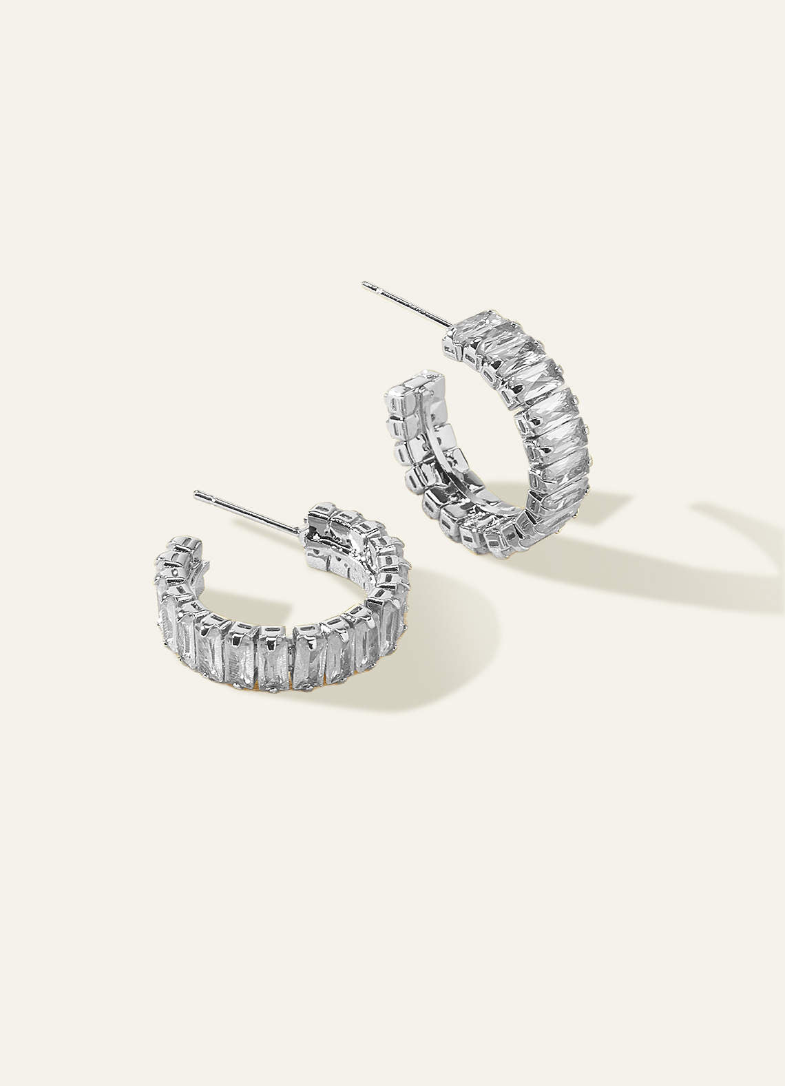 Crystal Baguette Hoop Earrings — Light Silver — 图 2/4
