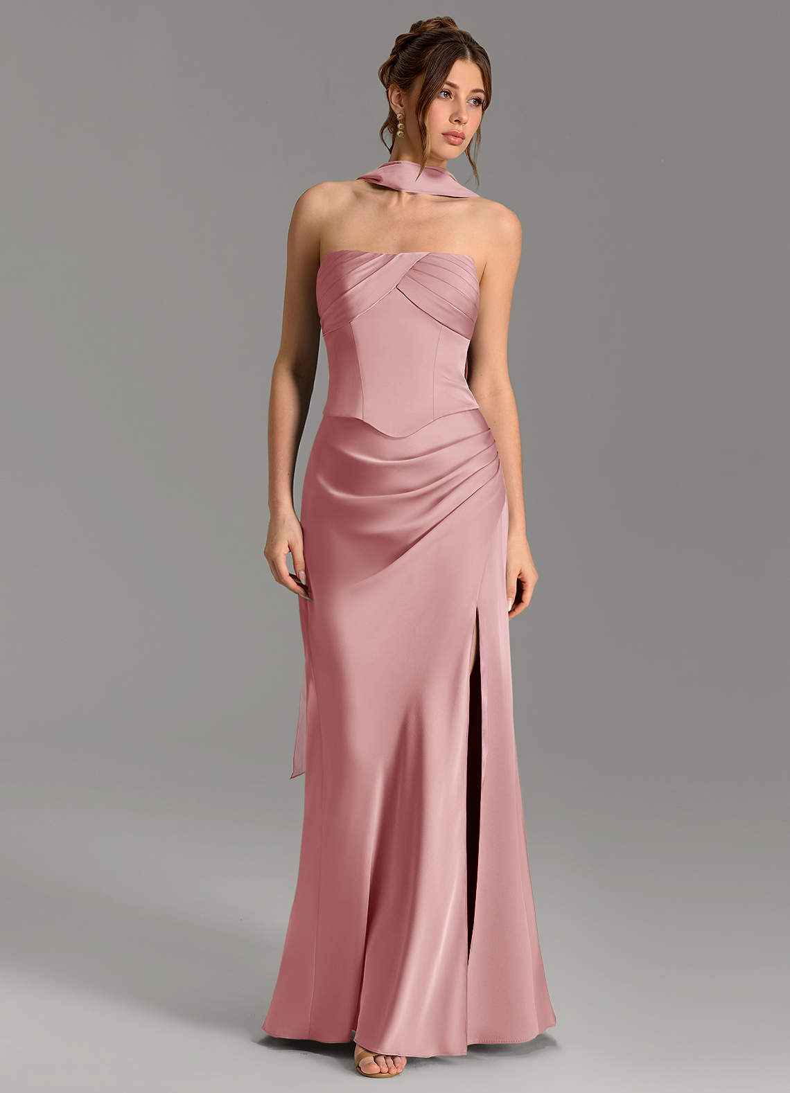 Nicki Sheath Scoop-Neck Stretch Satin Bridesmaid Dress in dusty rose