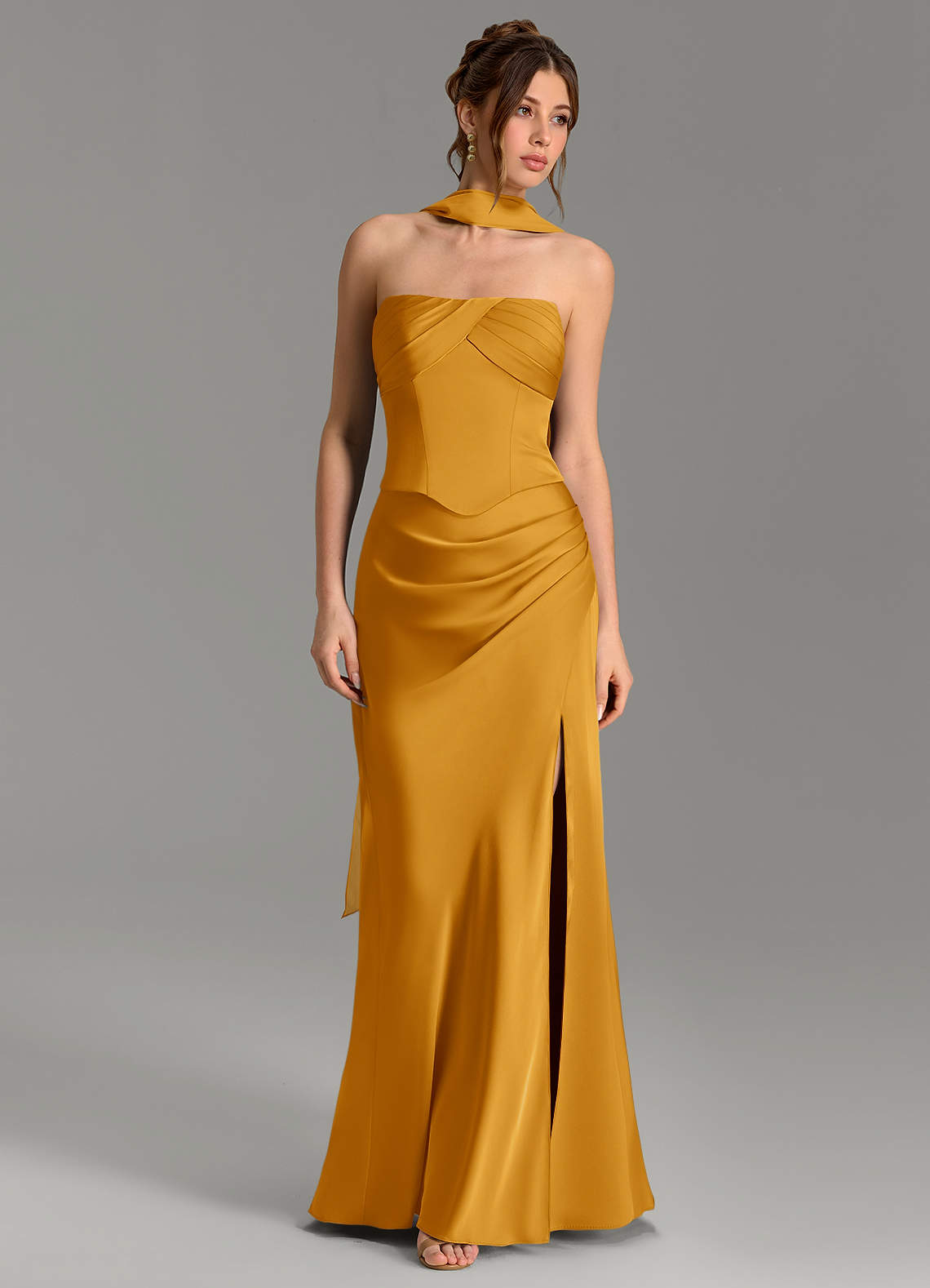 Nicki Sheath Scoop-Neck Stretch Satin Bridesmaid Dress in butterscotch