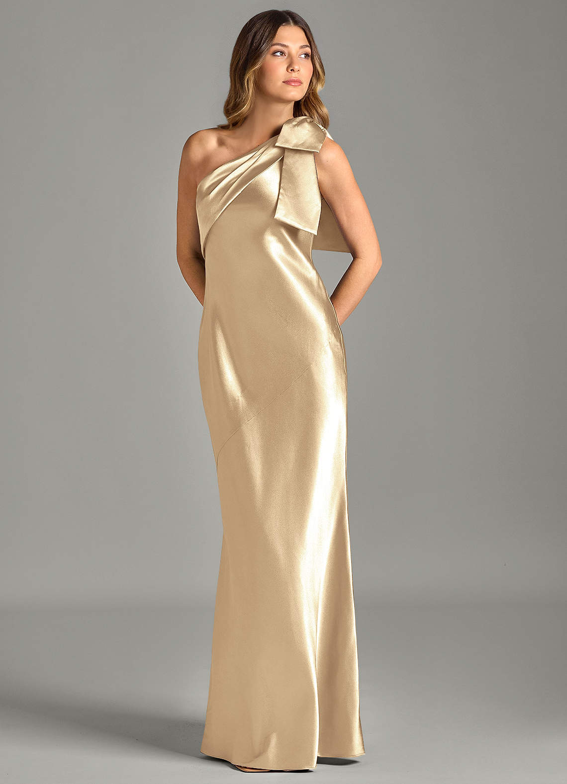 Yuanna Mermaid One-Shoulder Metallic Satin Bridesmaid Dress in Champagne