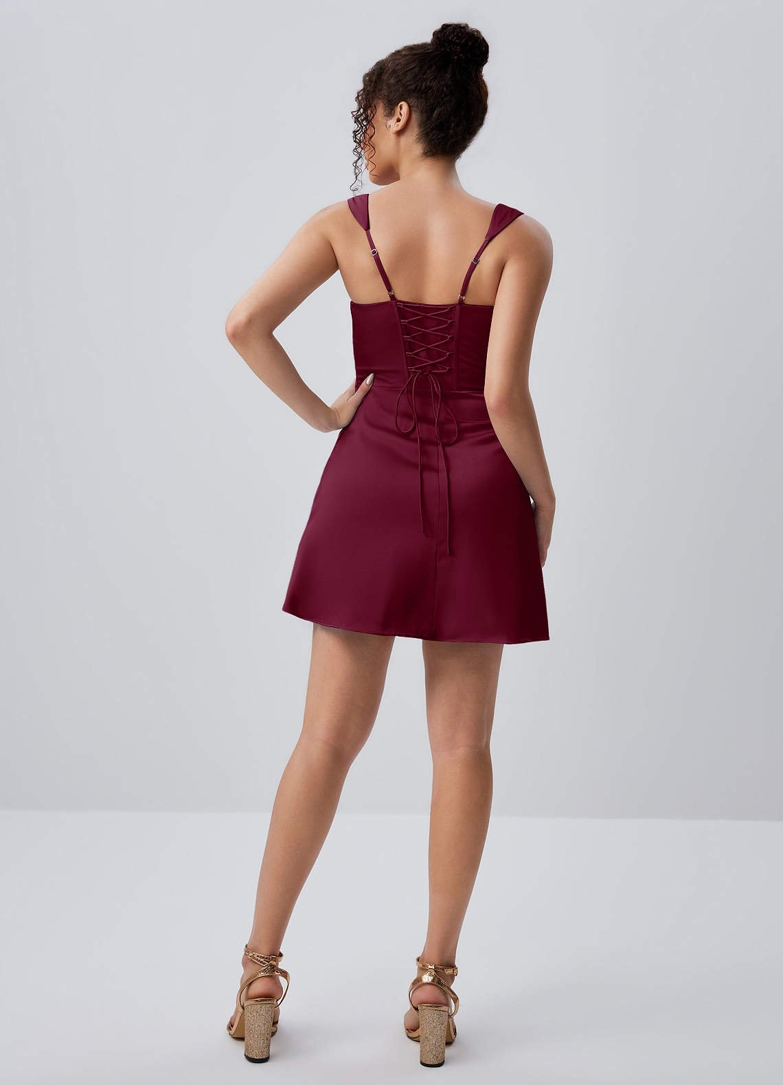 Isabeau Bodycon Mini Square-Neck Satin Prom Dress in Mulberry