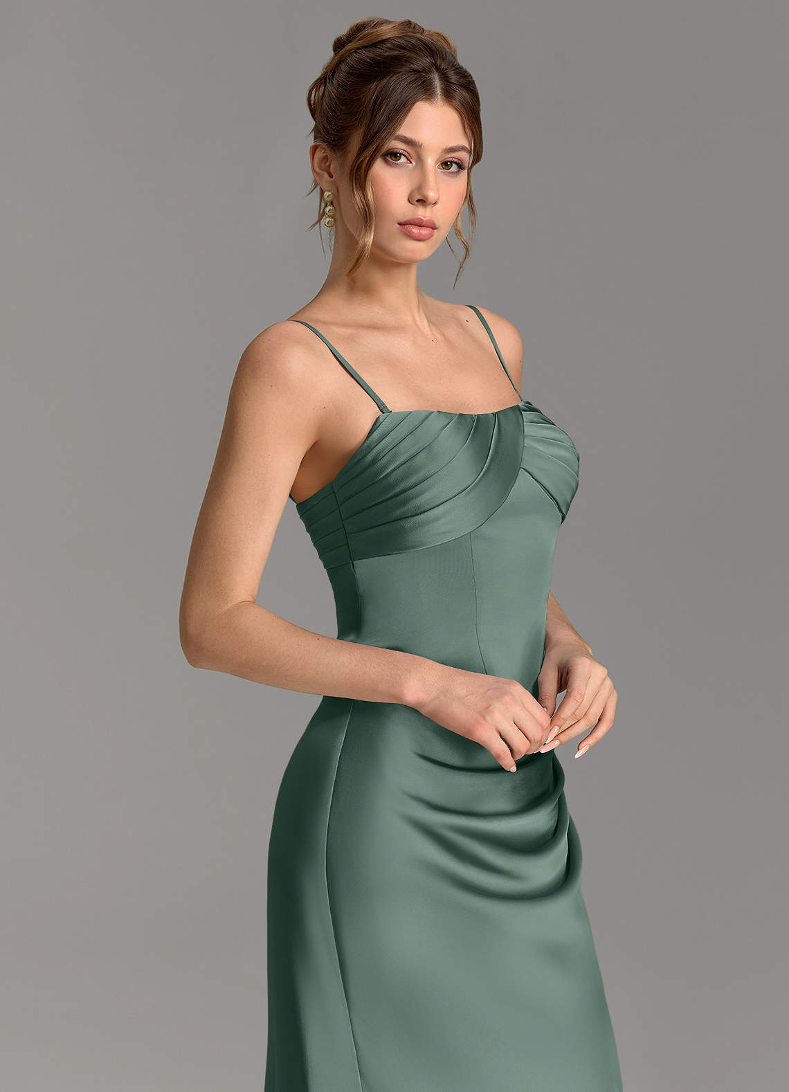 Nicki Sheath Scoop-Neck Stretch Satin Bridesmaid Dress in Sea Moss