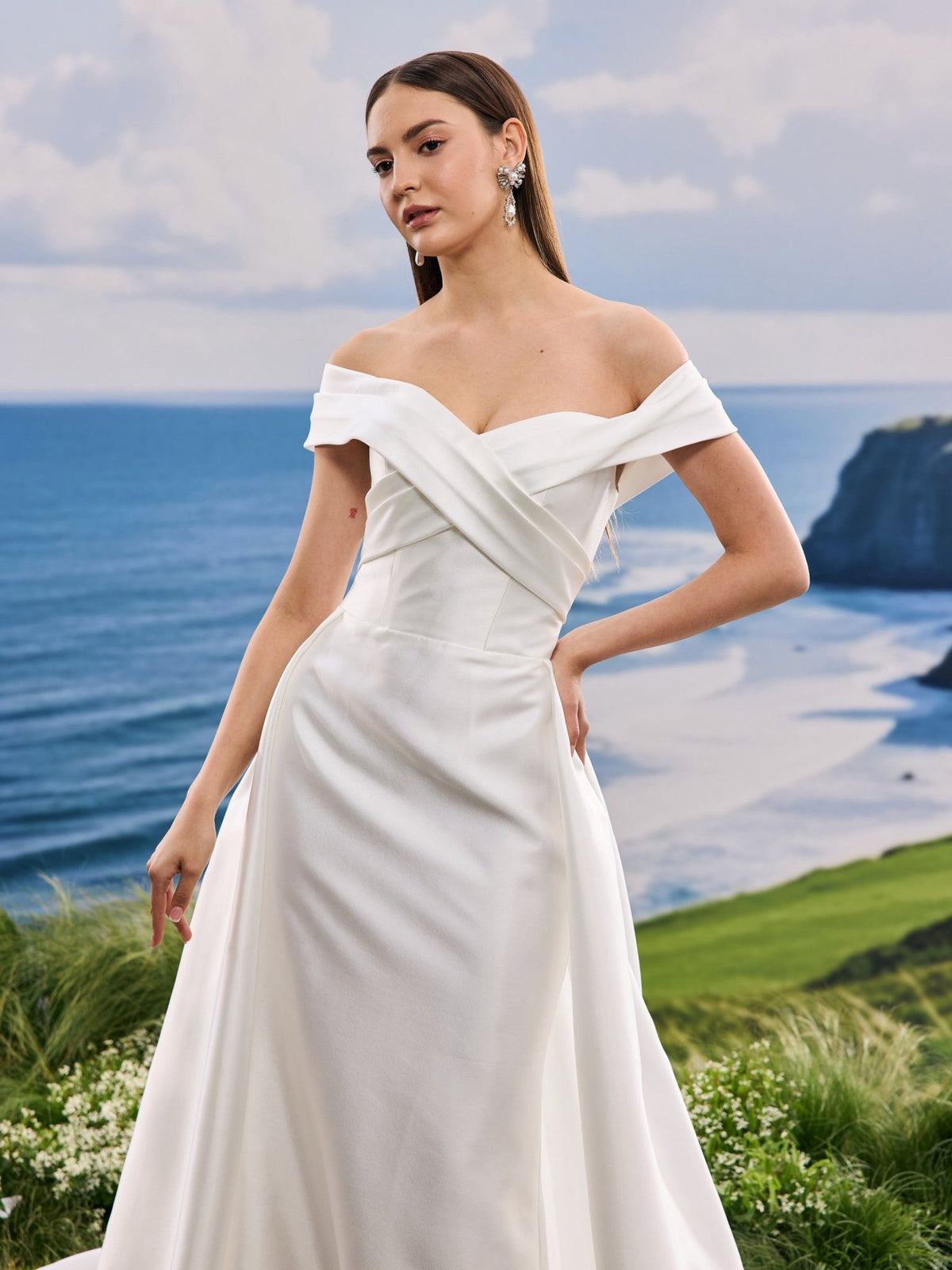 Delyra wedding dress - design detail
