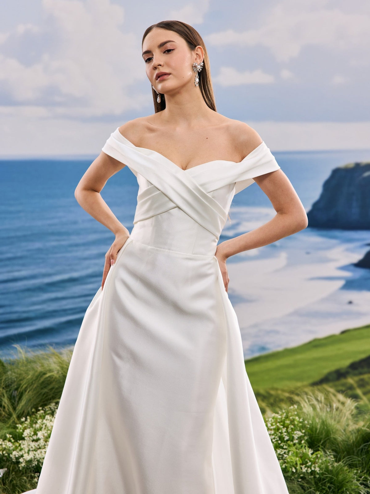 Delyra wedding dress - design detail