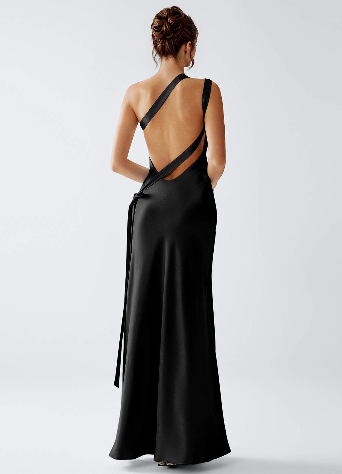 Stephanie Sheath One-Shoulder Luminous Satin Evening Dress in White