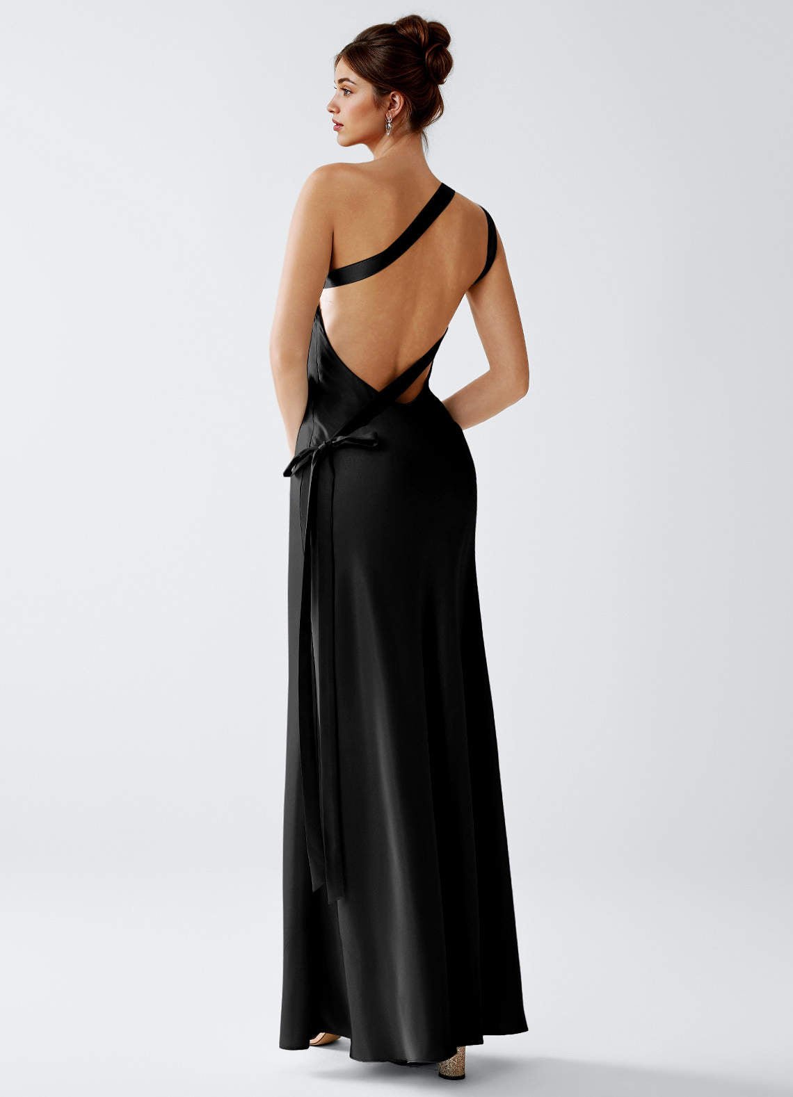 Stephanie Sheath One-Shoulder Luminous Satin Evening Dress in Black