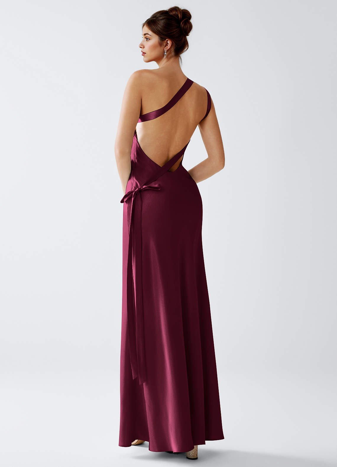 Stephanie Sheath One-Shoulder Luminous Satin Evening Dress in cabernet