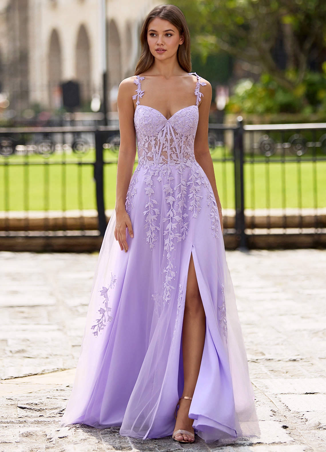 Dreamscape A-Line Sweetheart Lace Tulle Prom Dress in Purple