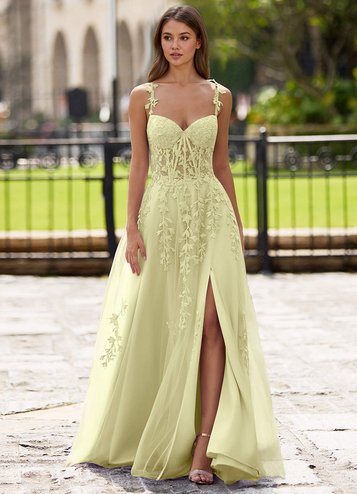 Dreamscape A-Line Sweetheart Lace Tulle Prom Dress in black
