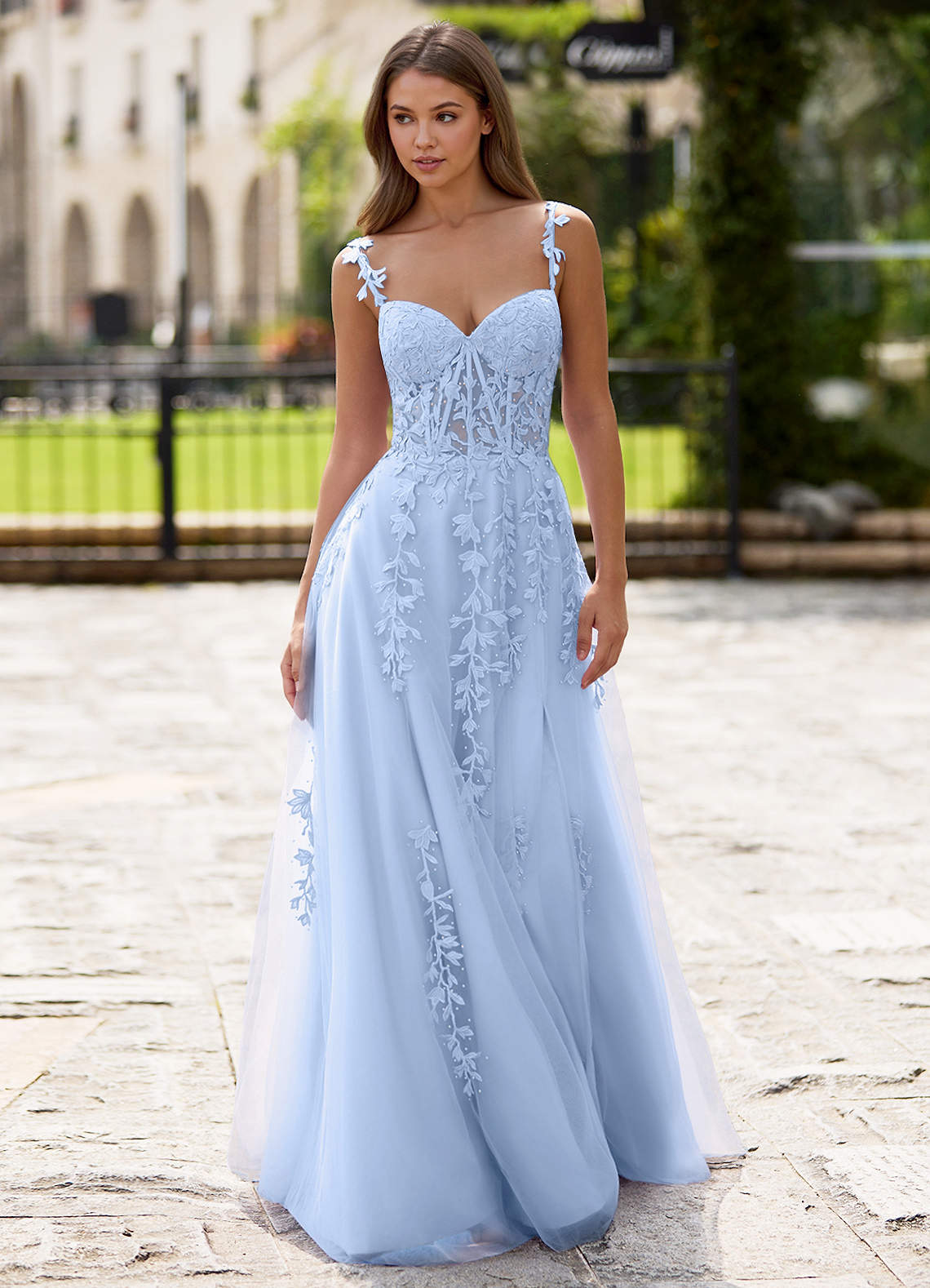 Dreamscape A-Line Sweetheart Lace Tulle Prom Dress in Sky Blue