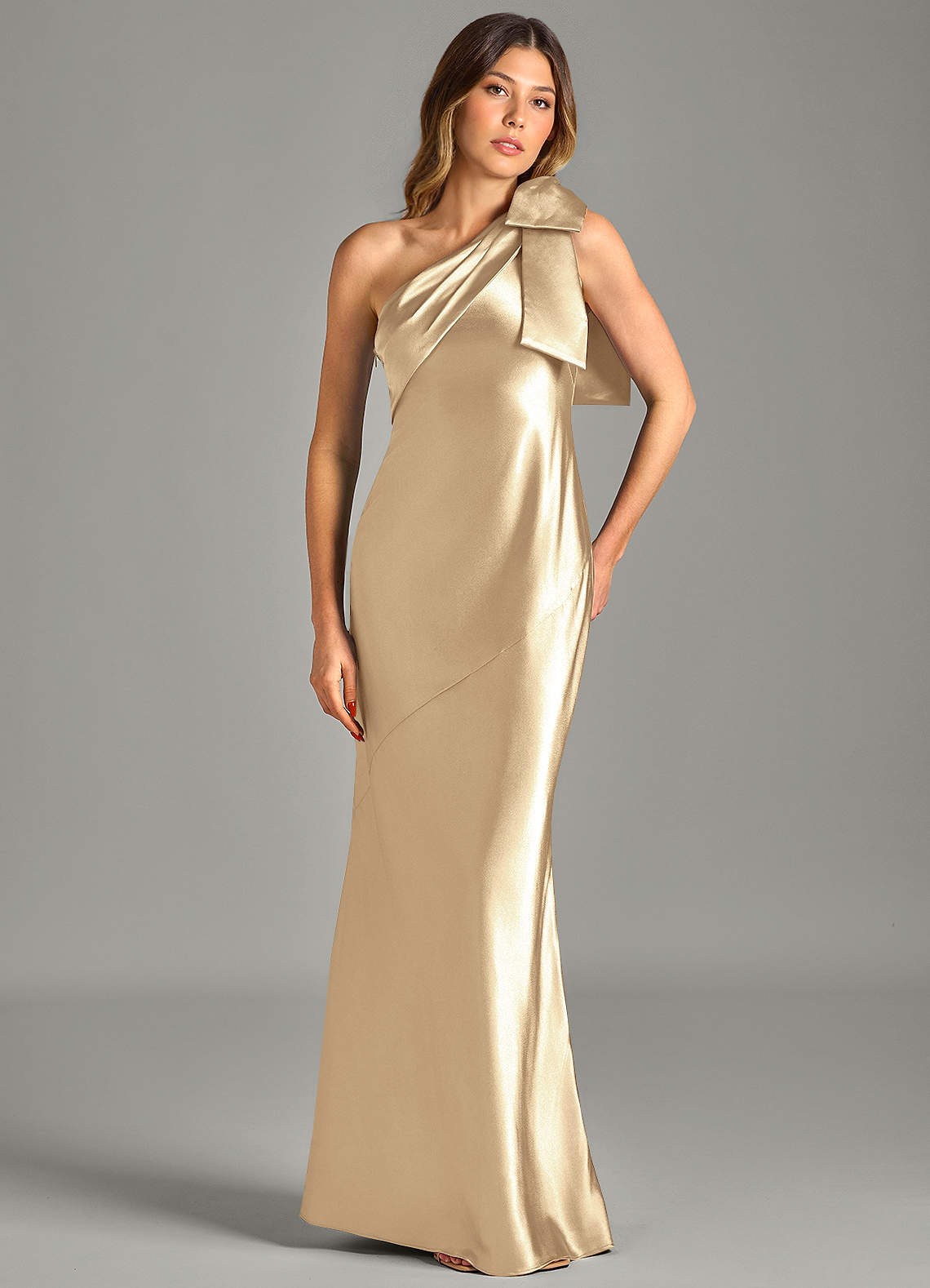 Yuanna Mermaid One-Shoulder Metallic Satin Bridesmaid Dress in Champagne