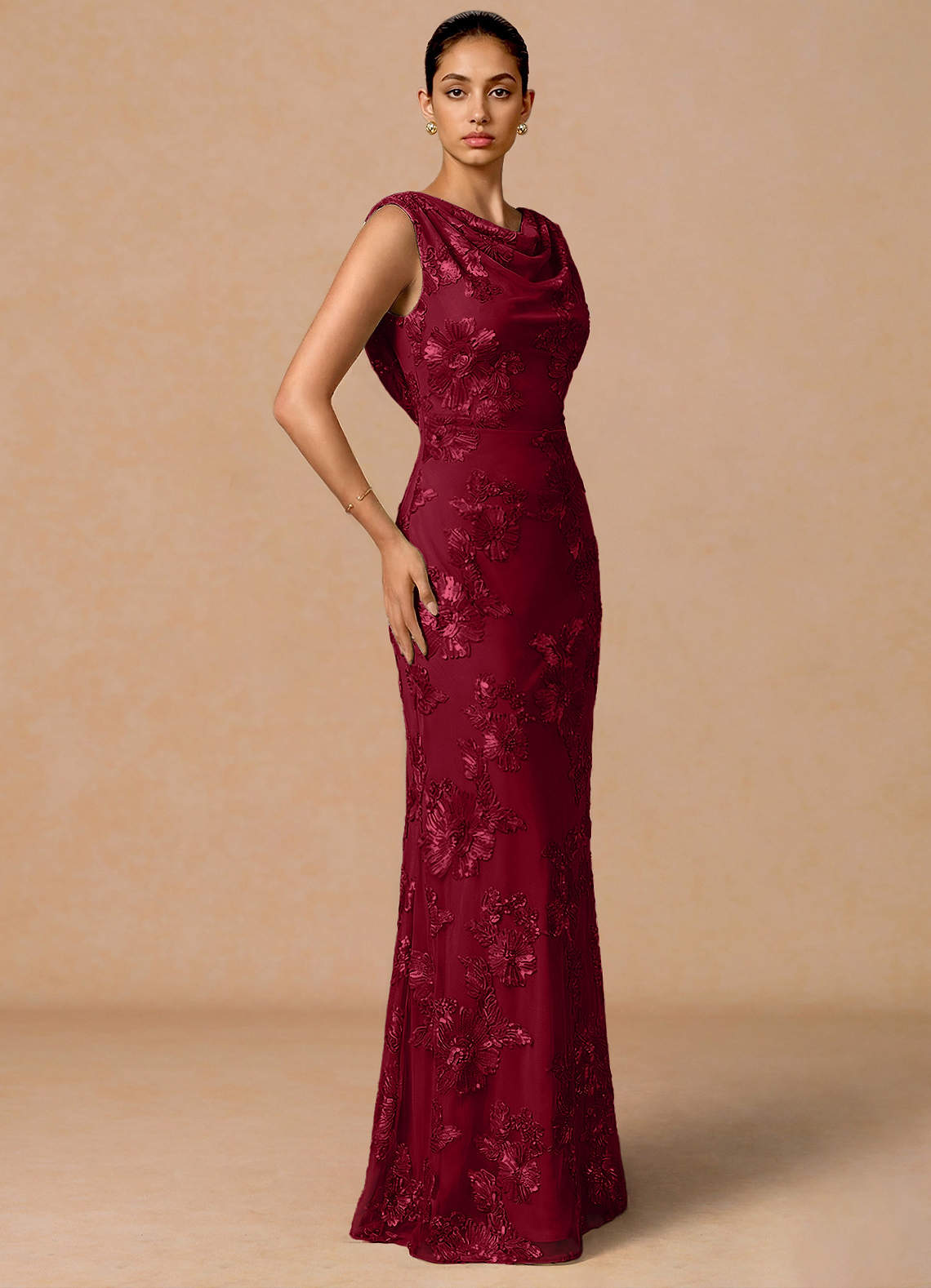 Elowis Column Open-Back Floral Mesh Evening Dress in Burgundy