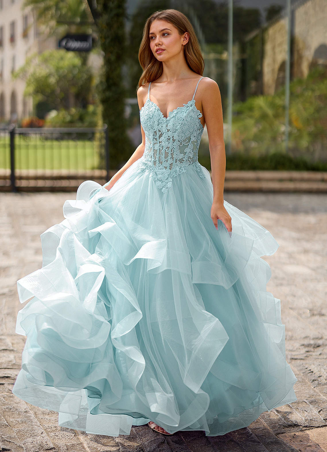 Spitze Ball Gown Sweetheart Lace Tulle Evening Dress in Blue