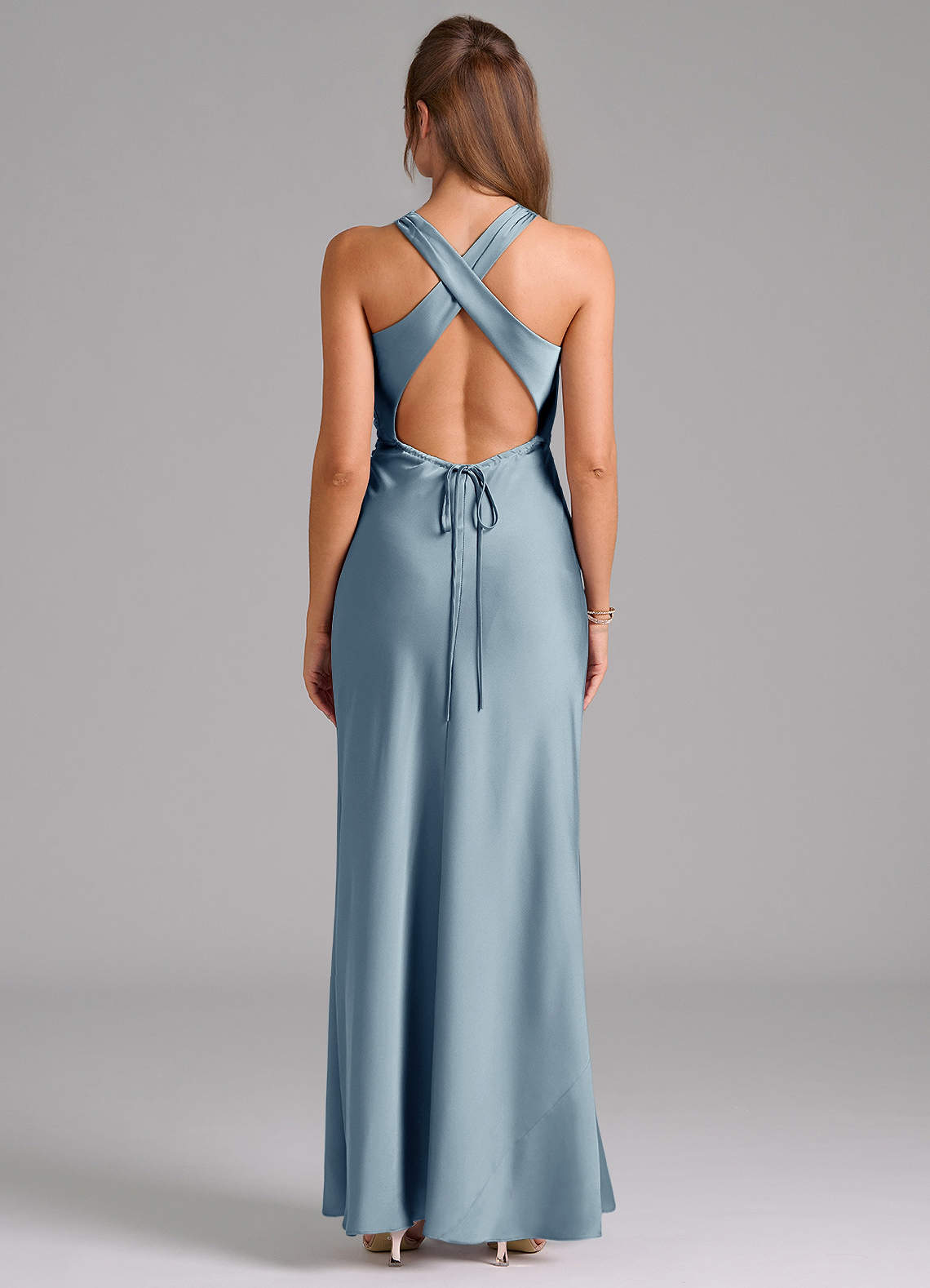 Evadne Sheath Scoop-Neck Stretch Satin Bridesmaid Dress in dusty blue