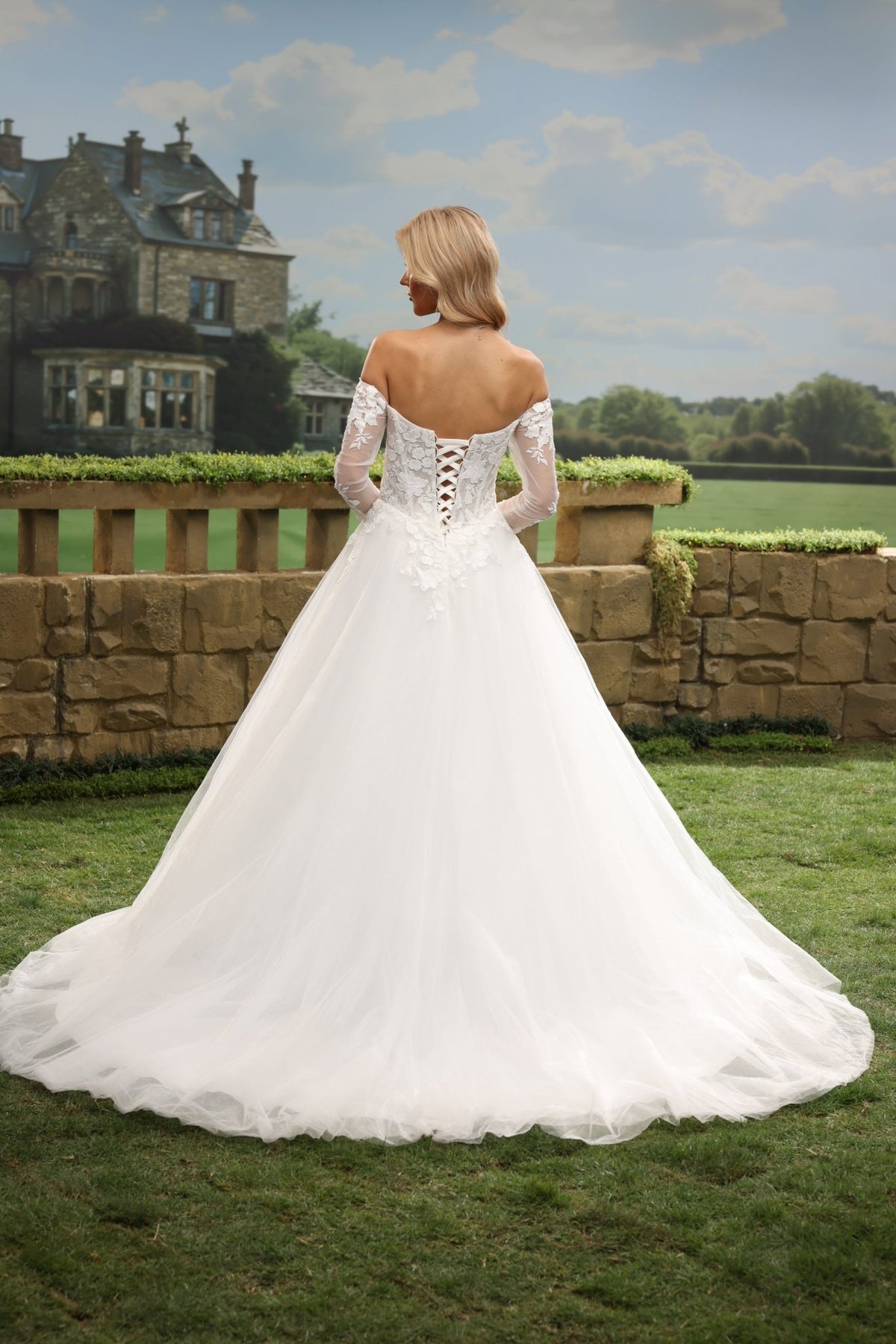 Elora white wedding dress back view 4