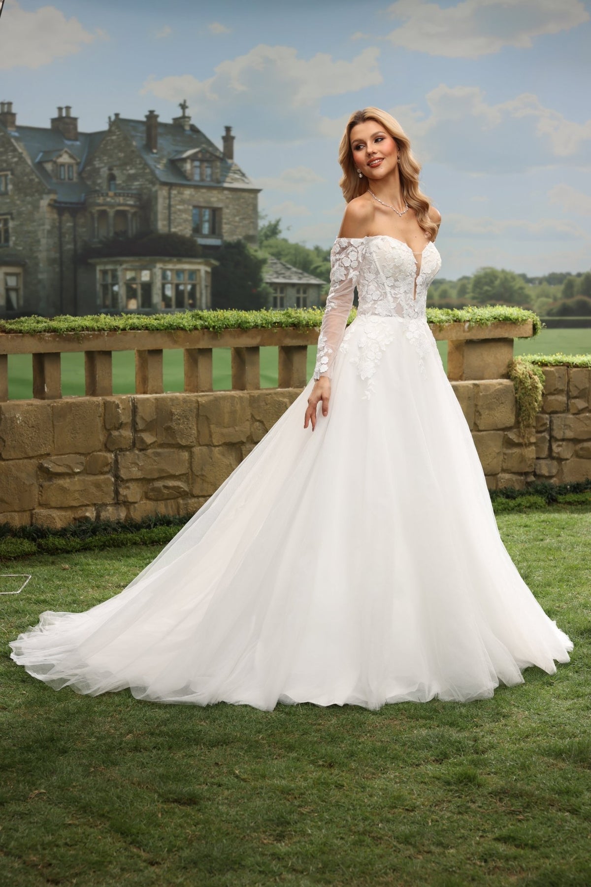 Elora white wedding dress side view 3
