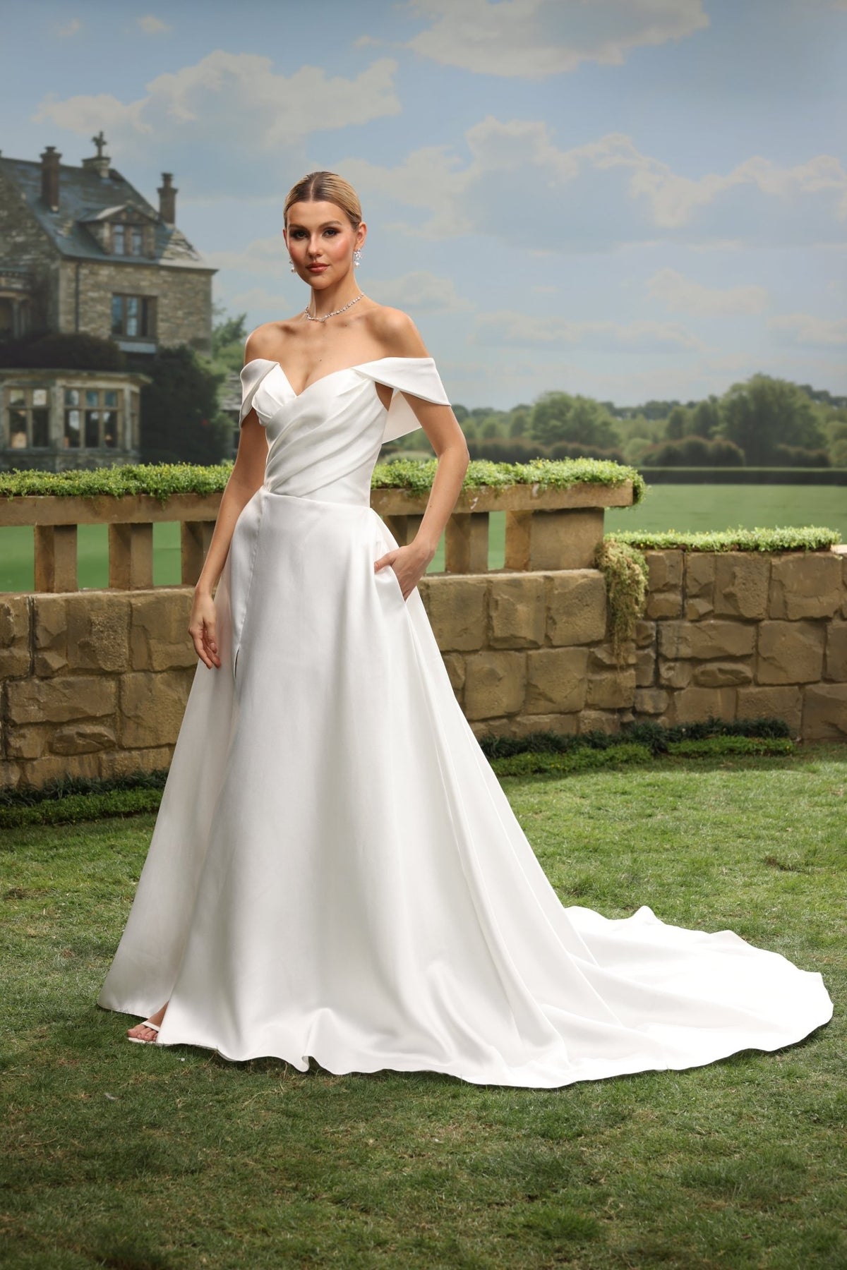 Enya white wedding dress detail view 10