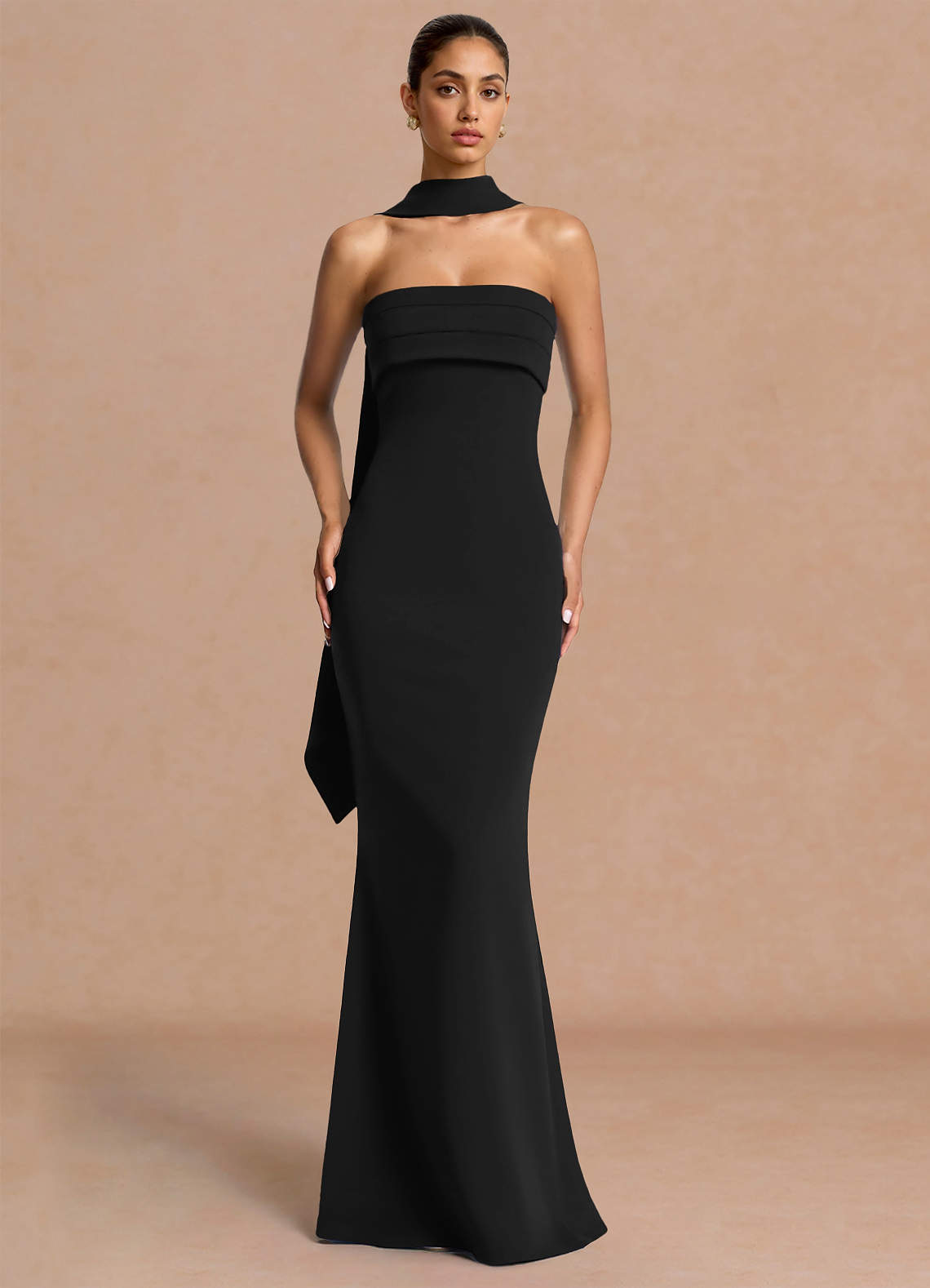 Eshe Trumpet Pleated Stretch Crepe Evening Dress in black