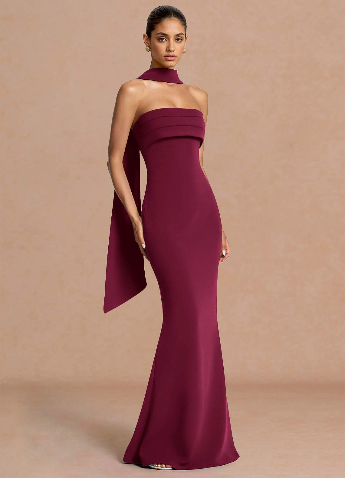 Eshe Trumpet Pleated Stretch Crepe Evening Dress in Merlot