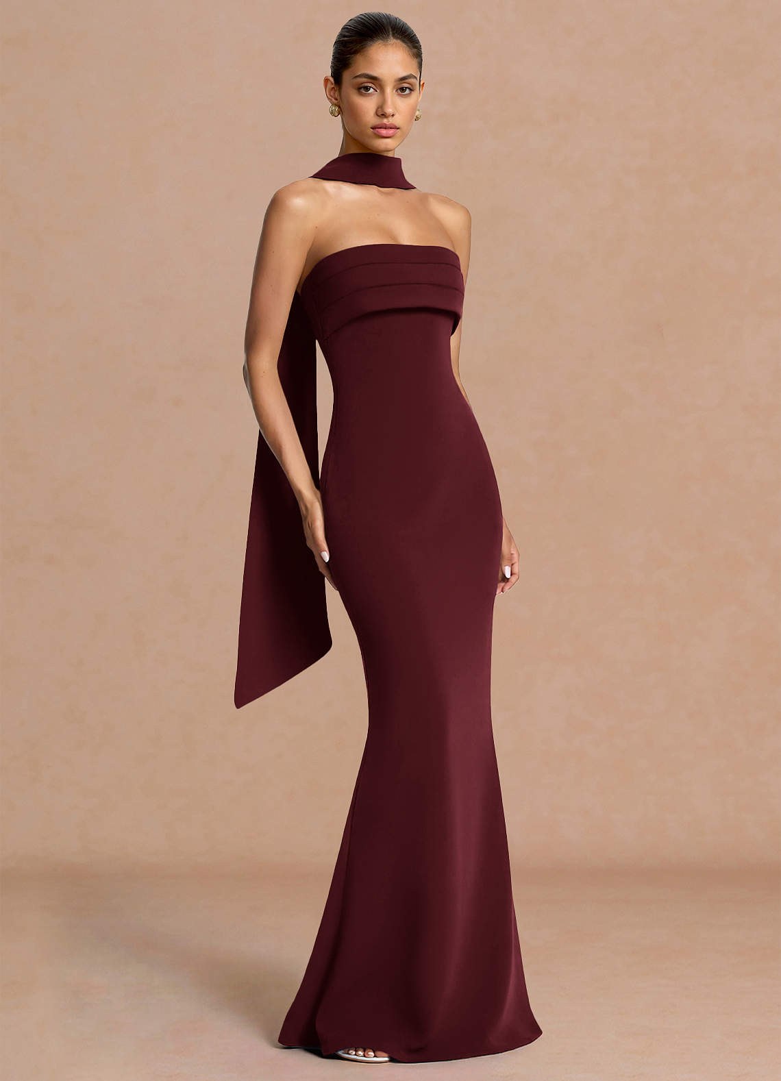 Eshe Trumpet Pleated Stretch Crepe Evening Dress in Wine