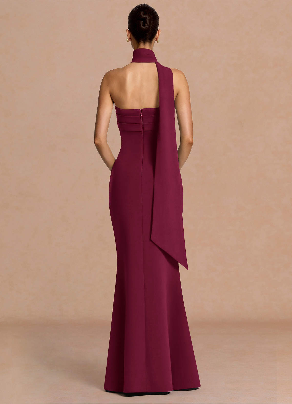Eshe Trumpet Pleated Stretch Crepe Evening Dress in Merlot