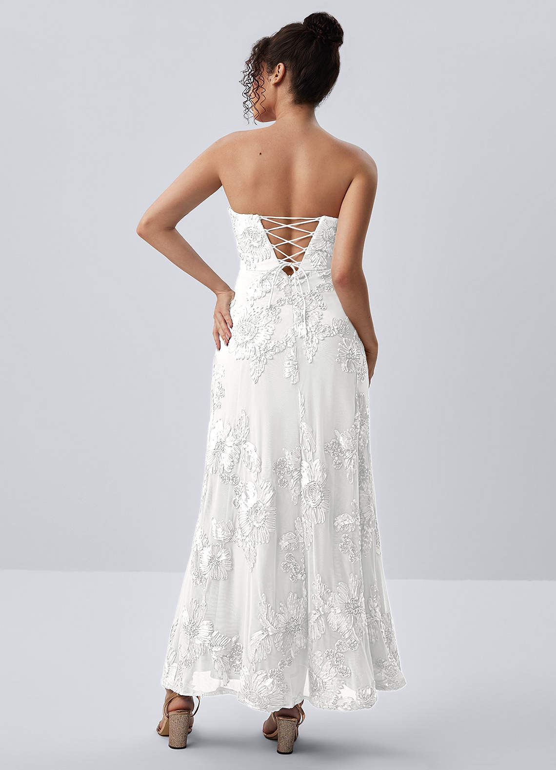 Esperanza Sheath Strapless Floral Mesh Prom Dress in white