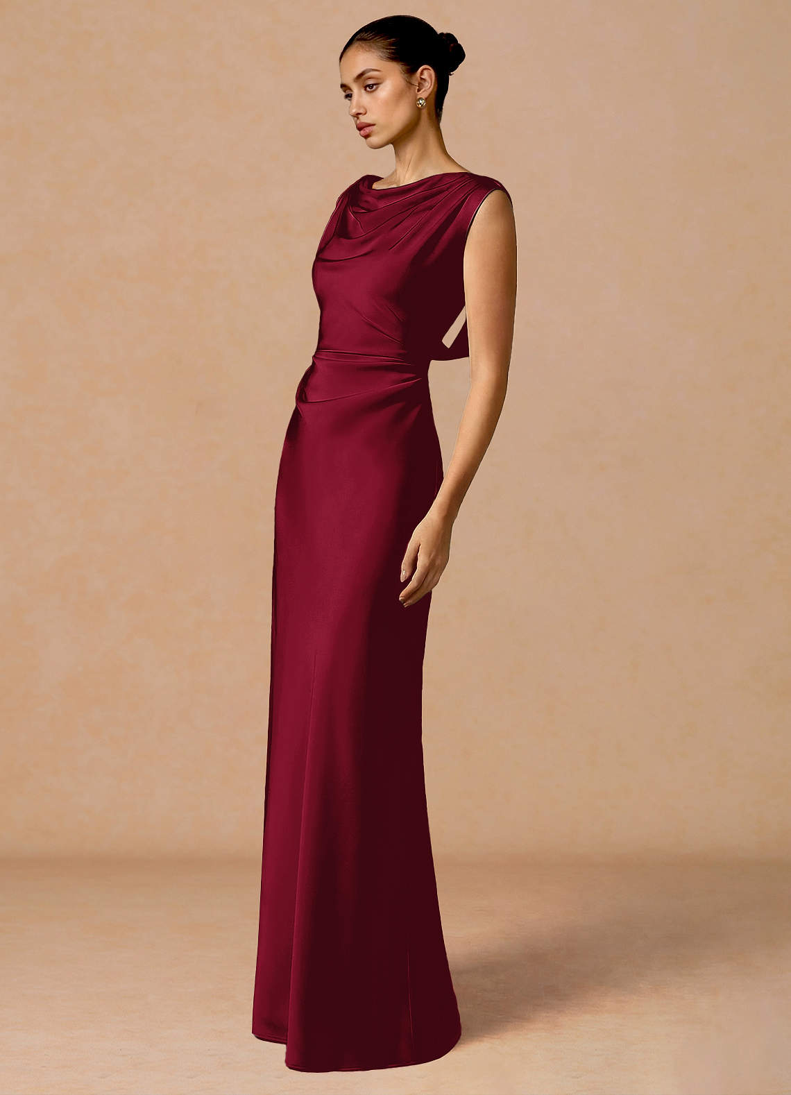 Evarine Sheath Boat-Neck Stretch Satin Evening Dress in Merlot