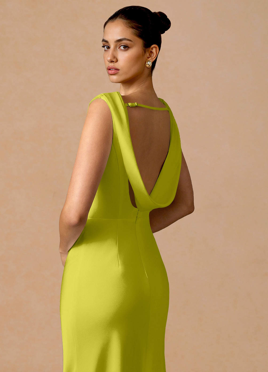 Evarine Sheath Boat-Neck Stretch Satin Evening Dress in Lemon Green