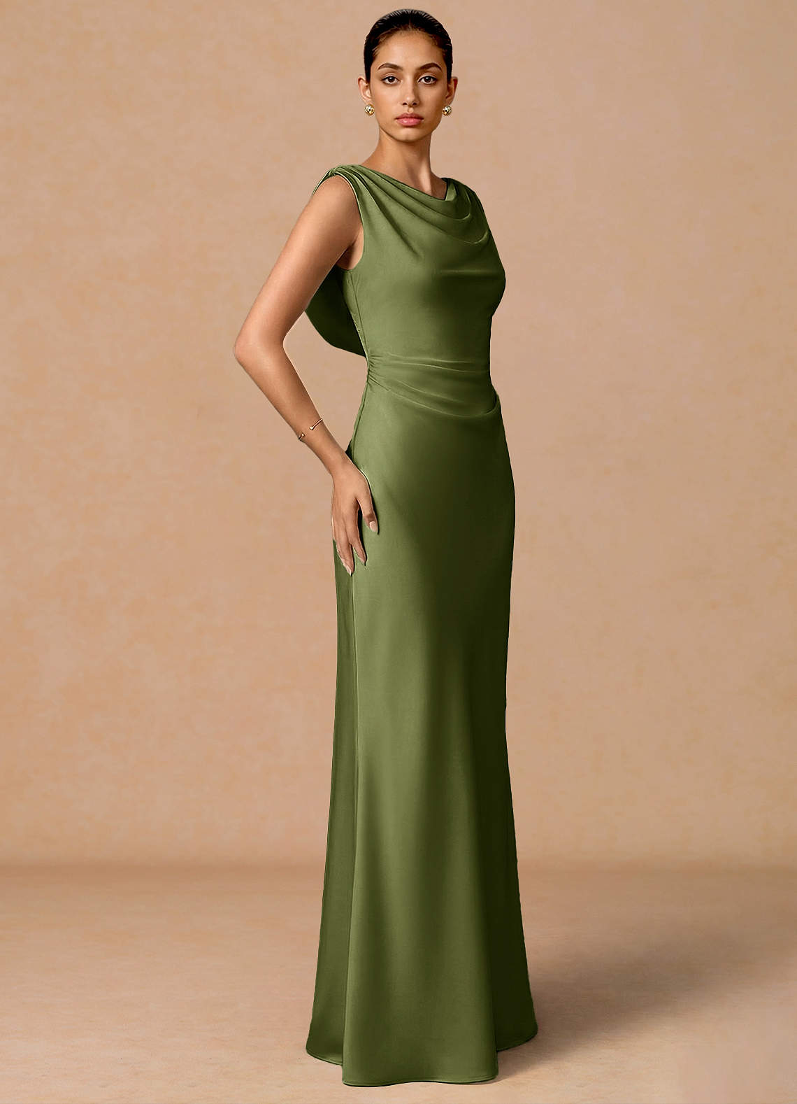 Evarine Sheath Boat-Neck Stretch Satin Evening Dress in Herb Green