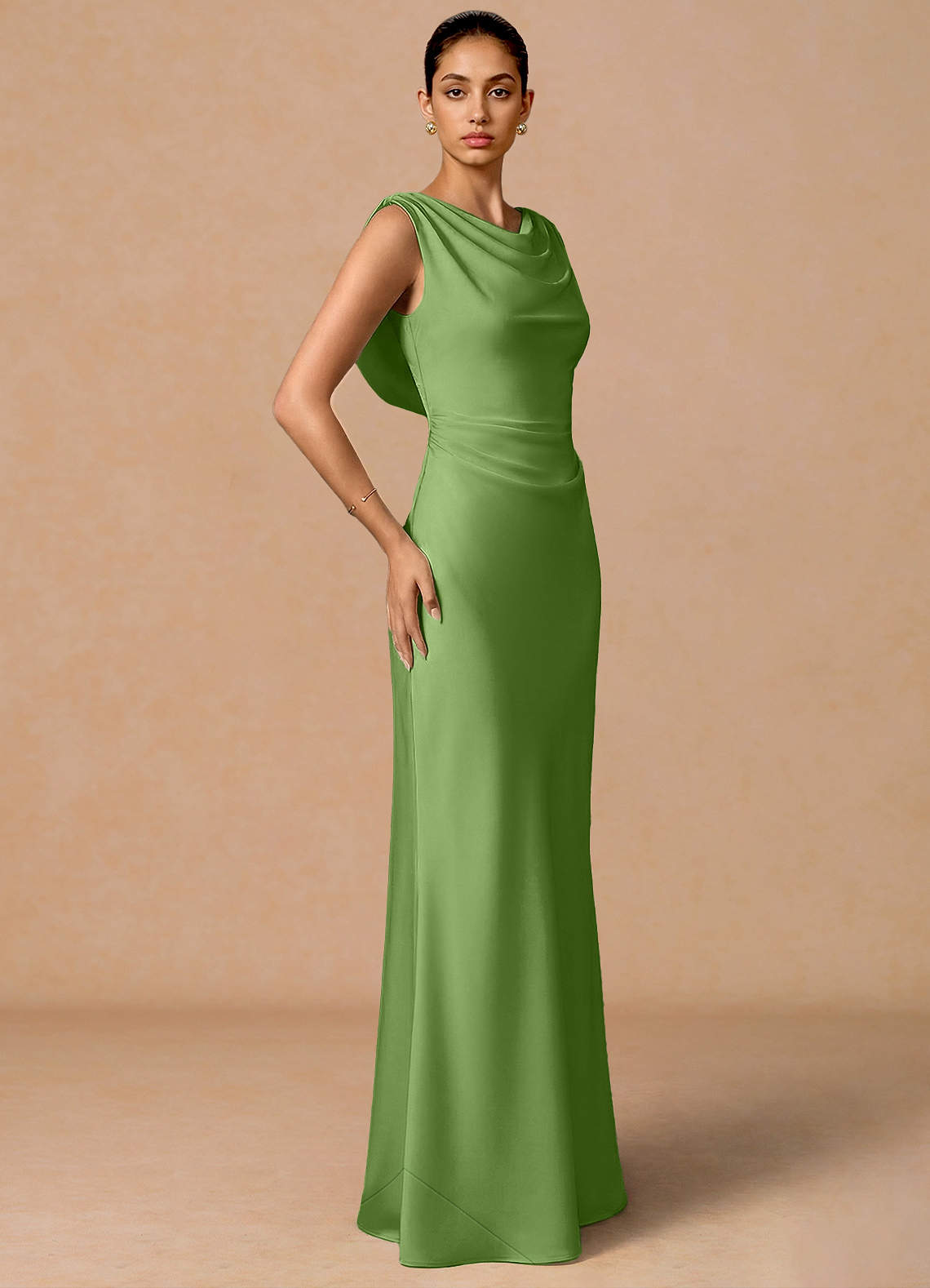 Evarine Sheath Boat-Neck Stretch Satin Evening Dress in Herb Green