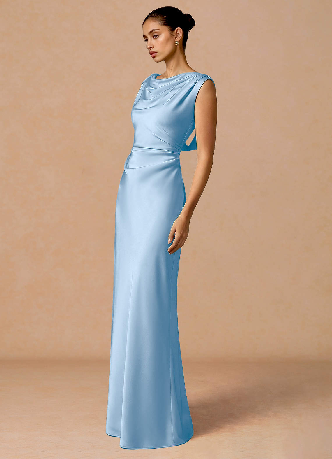 Evarine Sheath Boat-Neck Stretch Satin Evening Dress in Herb Green