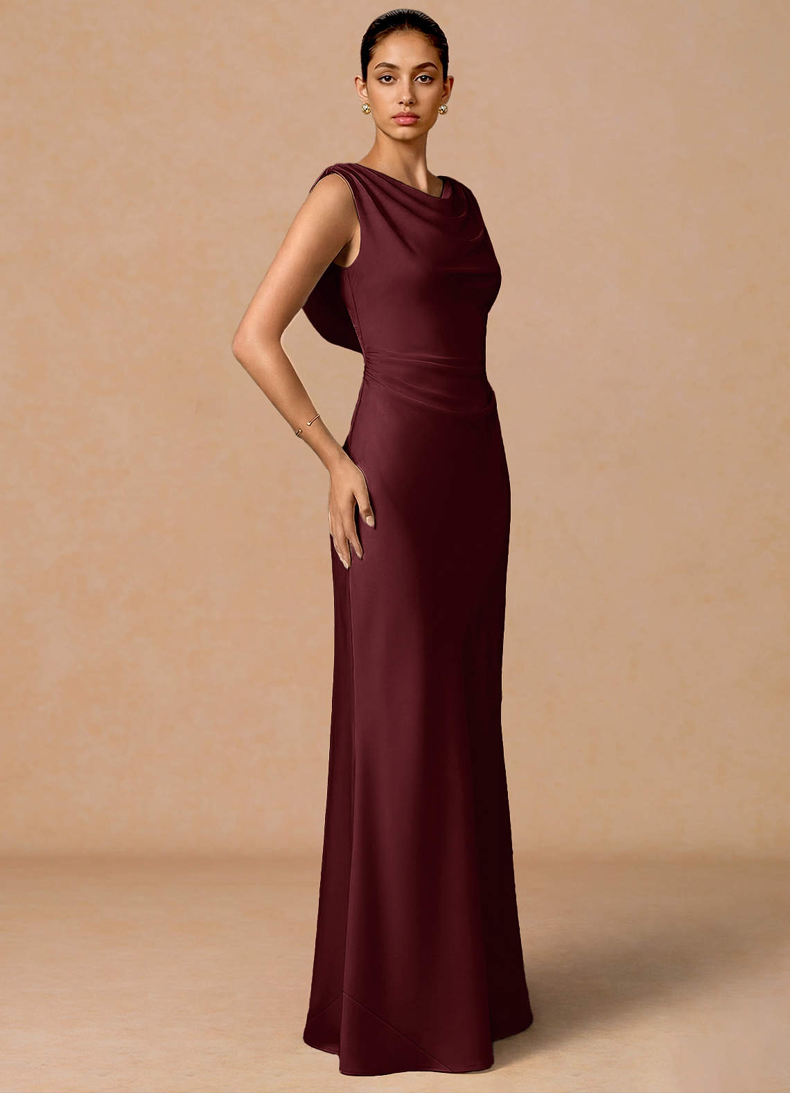 Evarine Sheath Boat-Neck Stretch Satin Evening Dress in Herb Green